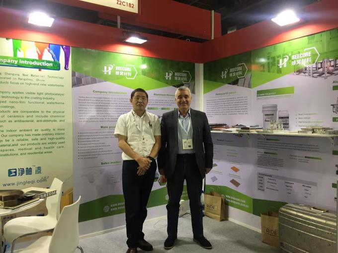 Modularisierung von Zwei-Komponenten-Klebenspritzgeräten für den bequemen Export 9