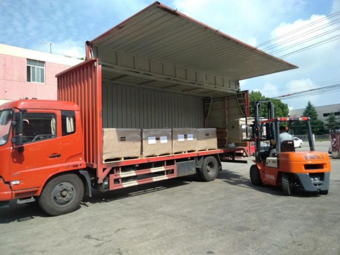 Modularisierung von Zwei-Komponenten-Klebenspritzgeräten für den bequemen Export 10