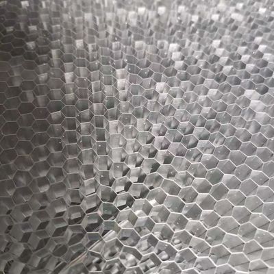 Perforierter 3003 Aluminium Honighalskern Natürliche Farbe
