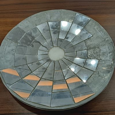 Leichte und hochfeste Aluminium-Wabenplatten werden auf Solarpanelen verwendet.