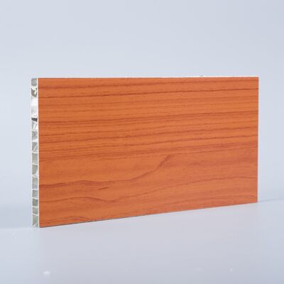 5 ~ 100 mm Dicke Aluminium-Honeyballplatte für passive Gebäude Vorhangwand
