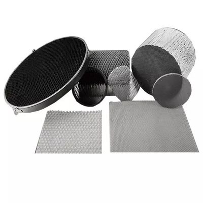 Glatte Oberfläche Aluminium-Honeyball angepasste Zellgröße von 1,04 mm bis 45 mm