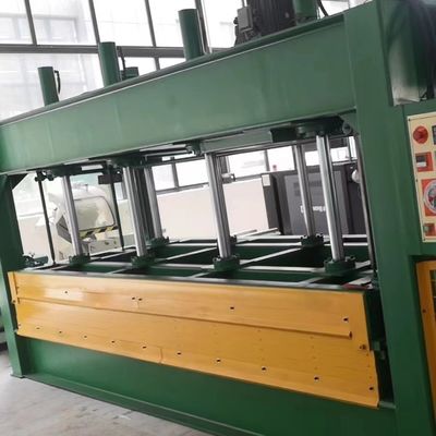 3 ~ 5 Schichten Aluminium Honighals Panel Hot Press Maschine zum Verkauf