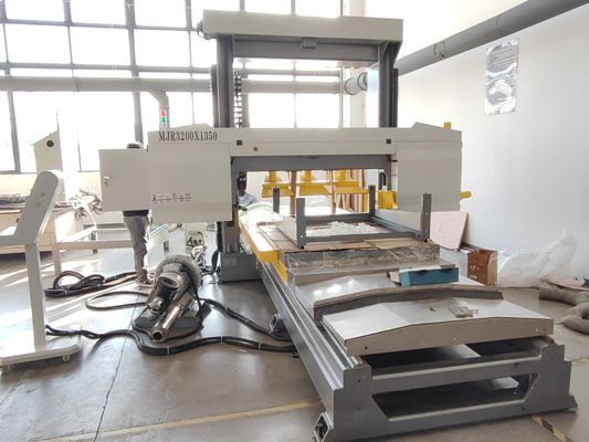 3200*1350 Nomex Schneidmaschine mit Vakuumsystem zum Schneiden