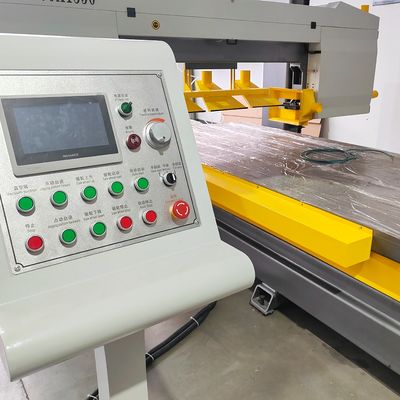 3200*1350 Nomex Schneidmaschine mit Vakuumsystem zum Schneiden