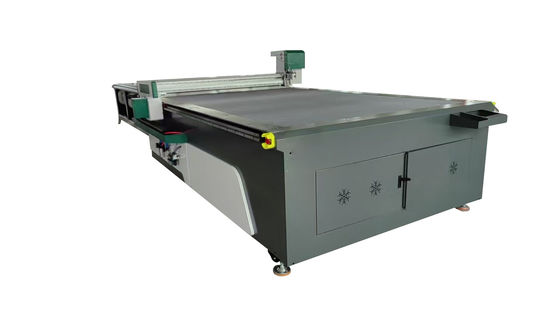 Schneidmaschine für Aluminium-Honighalskern