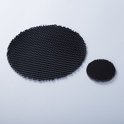 Anti-Glare-Schwarz Aluminium-Waben-Lamellen Leichtgewicht Langlebig 3003 Material Für Optimale Leistung