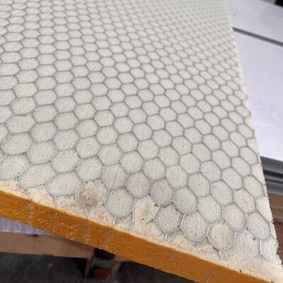 Standardgröße 1200*2440mm Aluminium-Honeyballkern mit PU-Schaum gefüllt