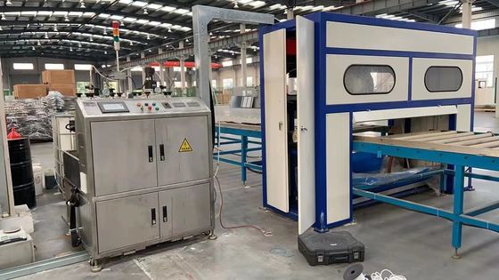 Anpassungsfähige Klebmaschine zur Herstellung großer Honighalsplatten